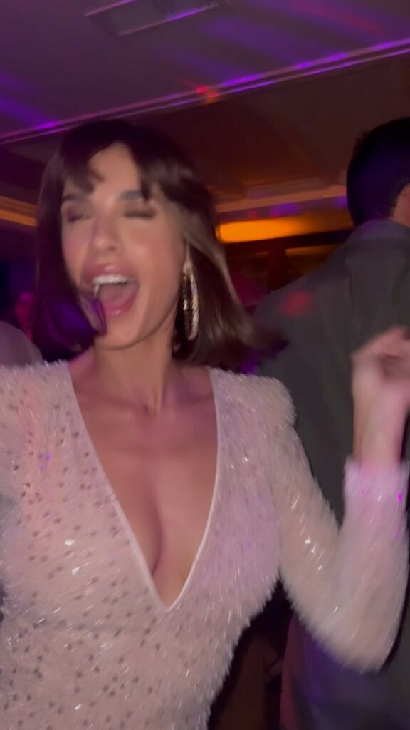 Elisabetta Canalis, … su Instagram stupisce i suoi fan