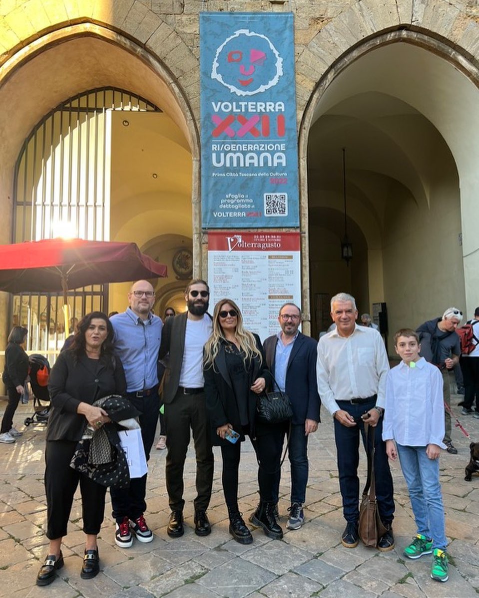 Selvaggia Lucarelli Poche ore a Volterra per accompagnare a ritirare il premio Volterra22 per la na...