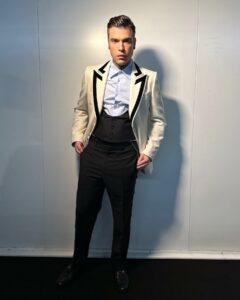 Fedez, Gucci boy… su Instagram torna per i suoi fan