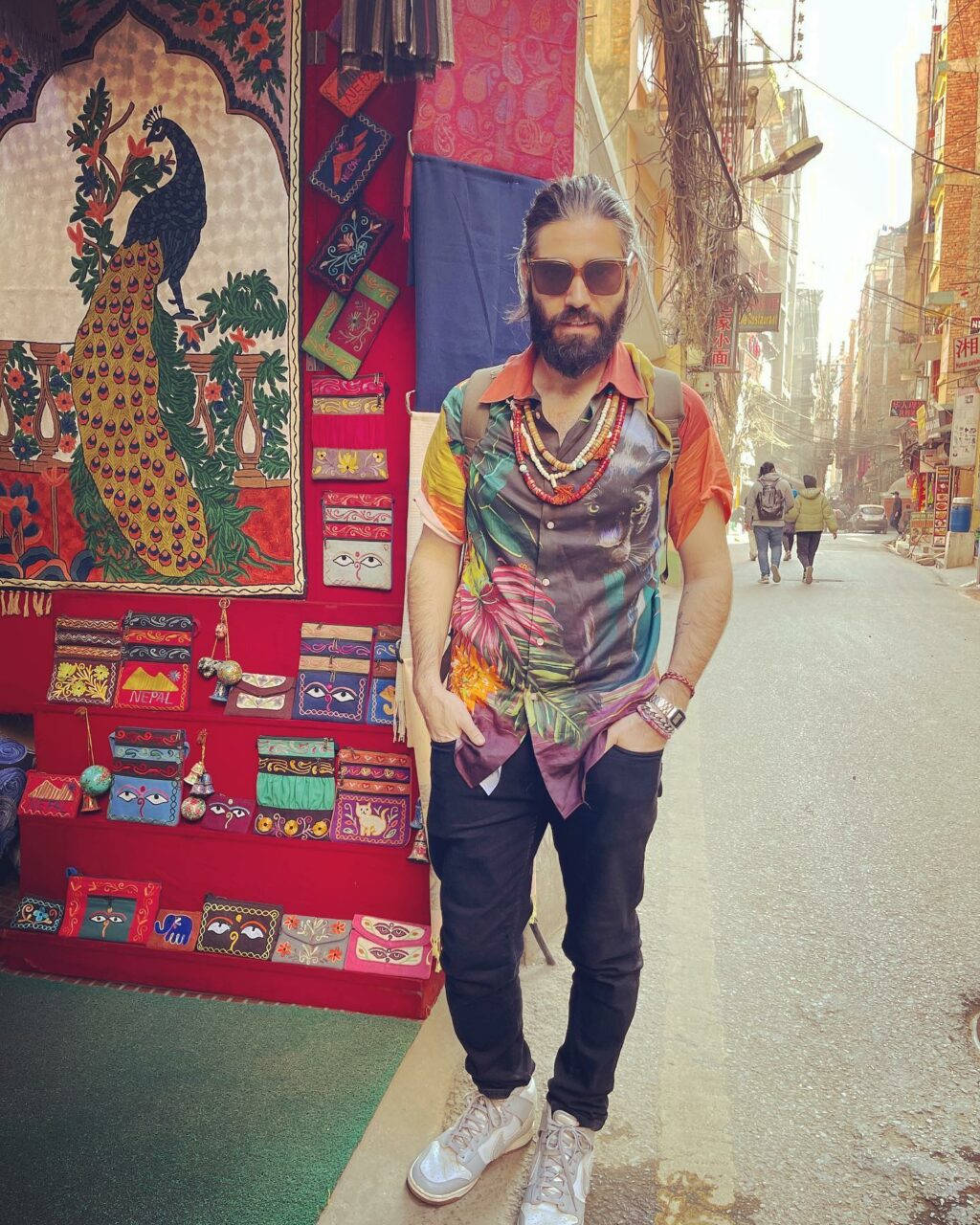 Selvaggia Lucarelli, la regina del gossip italiano, non ha certo bisogno di presentazioni. Con il...