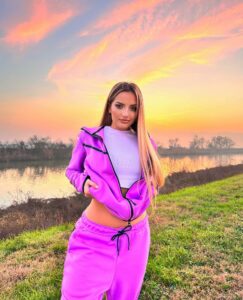 C'è chi dice che Aurora Baruto sia così sveglia che al confronto Einstein sembra un assonnato...