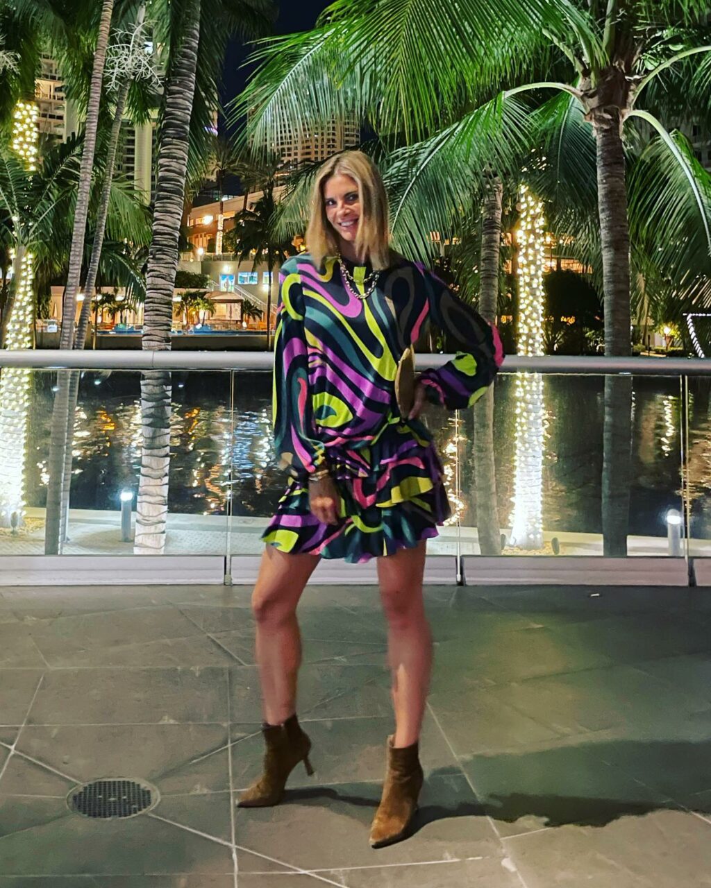 Vi presento la regina dell'intrattenimento, la splendida Martina Colombari! Con il suo sorriso...