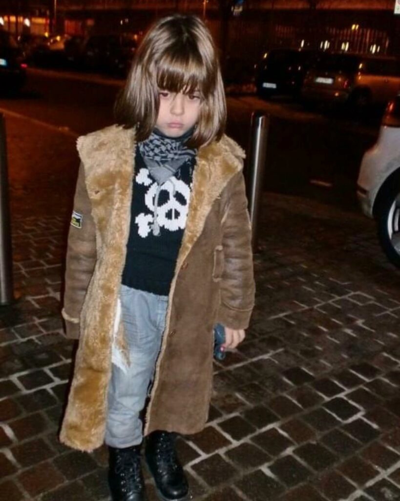Selvaggia Lucarelli, Caro  da oggi sei maggiorenne e io non posso che augurarti di mantenere quel sor… su Instagram incanta i suoi fan