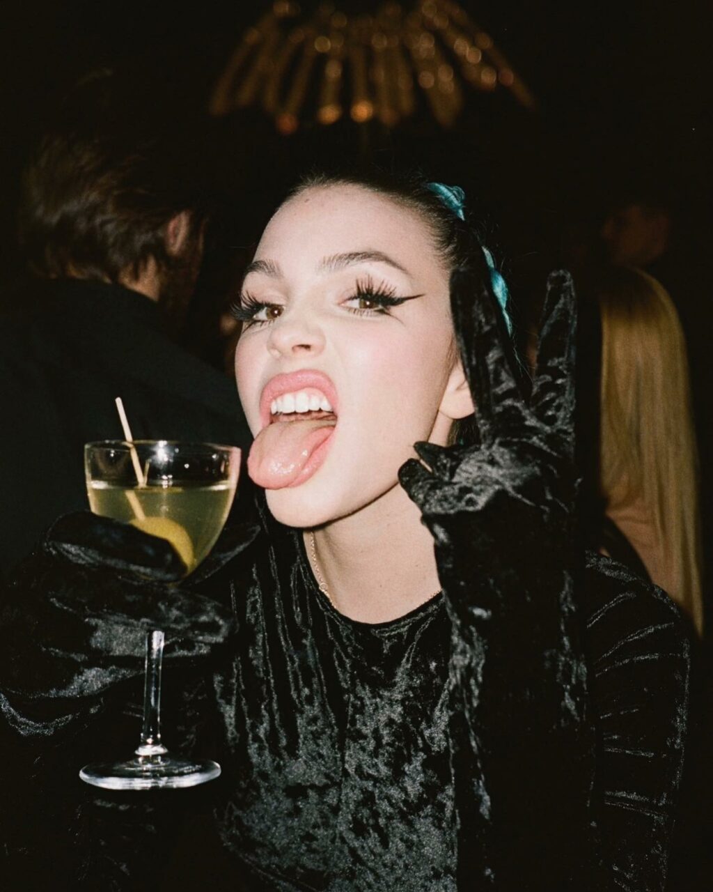 Rose Villan, one moonlight martini please… su Instagram delizia i suoi fan