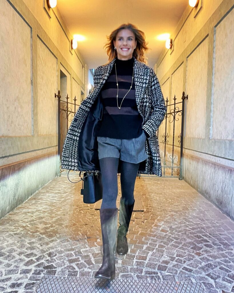 Martina Colombari, Ed oggi è’ arrivato il phon… ops FOEHN !… su Instagram per i suoi fan