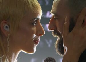 Selvaggia Lucarelli, Vi volevo dire che a me sono piaciuti i Coma Cose perché hanno una canzone molto… su Instagram per i suoi fan