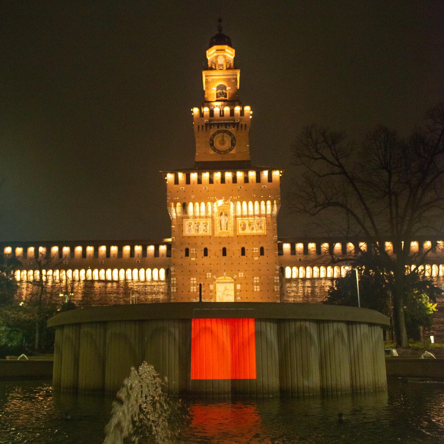 Madame In una notte piovosa a Milano e a Roma… un
A domani...