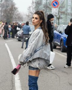 Elisabetta Canalis, Milano fashion week… su Instagram per i suoi fan
