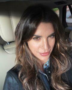 Elisabetta Canalis, la regina italiana dell'ironia e della bellezza smagliante, ha conquistato il...