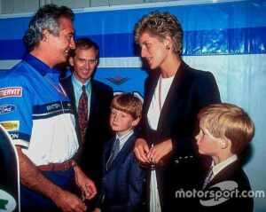 Flavio Briatore, Lady Diana, Prince William and Prince Harry visiting our team at the British GP … su Instagram delizia i suoi fan