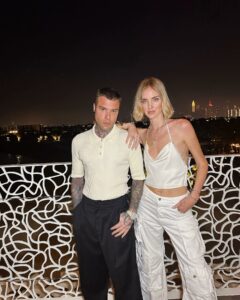 Ciao amici Fedeziani! Oggi parliamo di uno dei rapper più discussi e amati d'Italia: il grande...