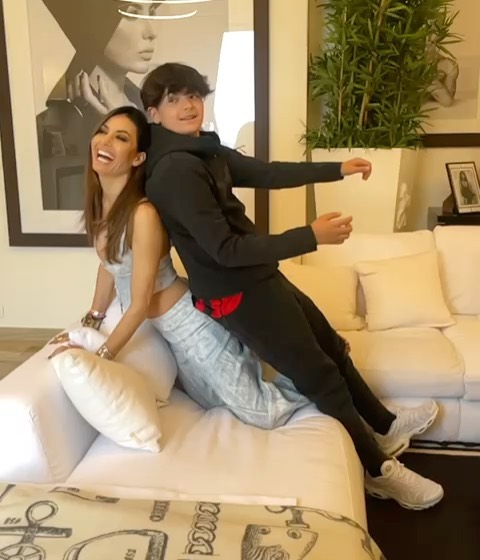 Elisabetta Gregoraci • What a nice week 
Settimana intensa..emozionante e speciale, ricca di cose be...