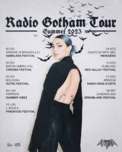 Vi presento Rose Villan, la donna che fa impallidire persino i fiori del suo nome. Con un tocco di...