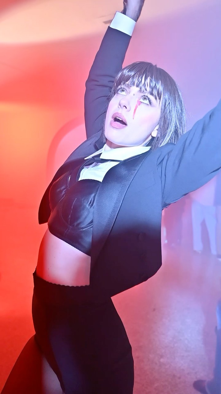 Annalisa, Riassunto di questa settimana:  è la canzone più trasmessa dalle radio e la quin… su Instagram saluta i suoi fan