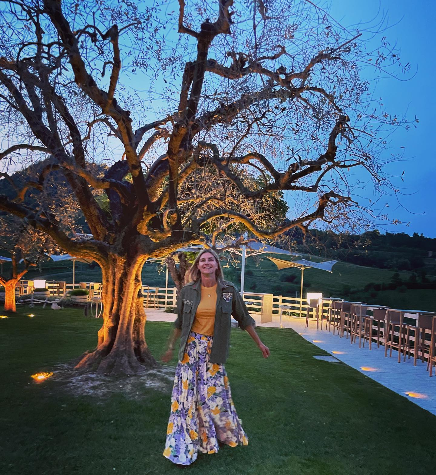 Martina Colombari Comunque campagna…
Comunque silenzio…
Comunque amici…
Comunque affetto, tanto !...