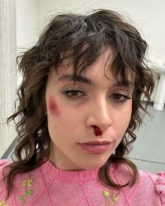 Benvenuti nel mondo di Madame, la regina dell'eleganza e del buon gusto! Preparatevi a immergervi in...