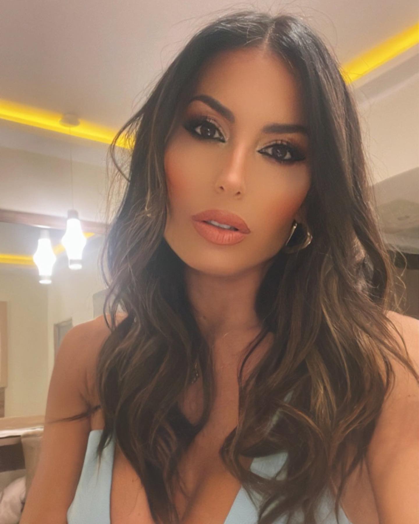 Elisabetta Gregoraci • 24 h a Marsa Alam - queste ultime ore mi hanno lasciato un dolce ricordo. Ho ...