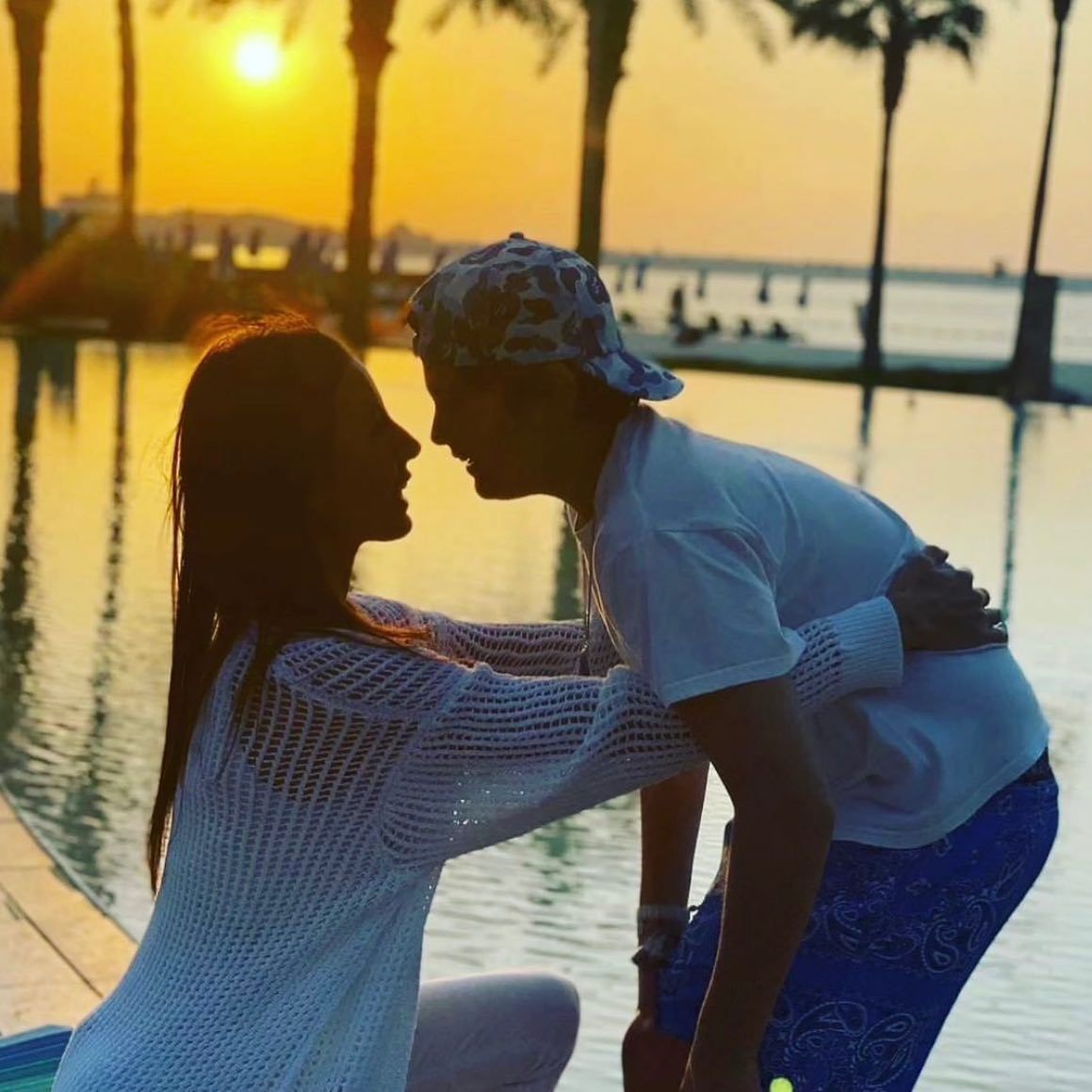 Elisabetta Gregoraci • Una madre è colei che può prendere il posto di tutti gli altri, ma il cui post...