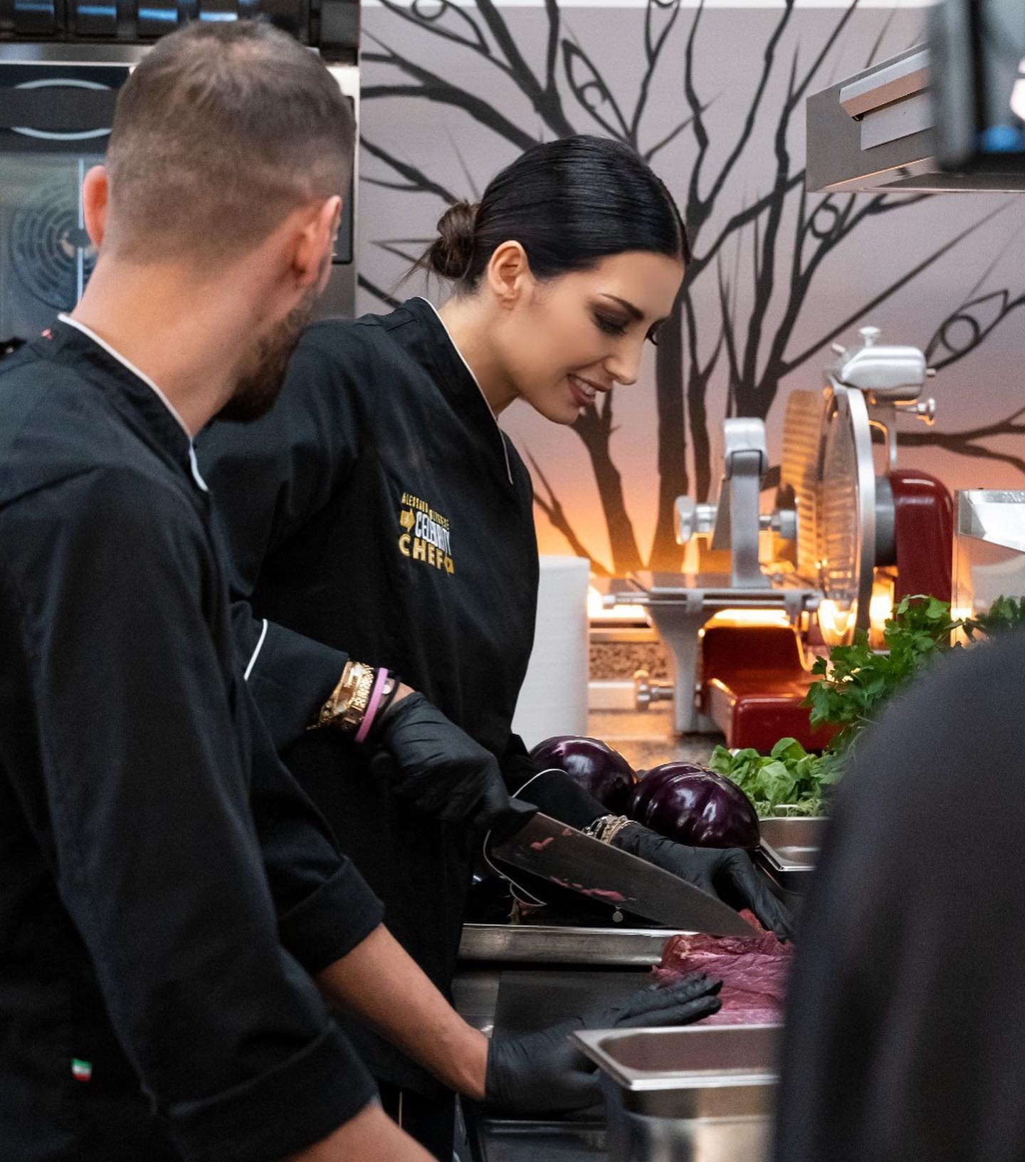 Elisabetta Gregoraci • Giuro .. questa volta non ho fatto la Carbonara e neanche il Tiramisu ‘
Per...