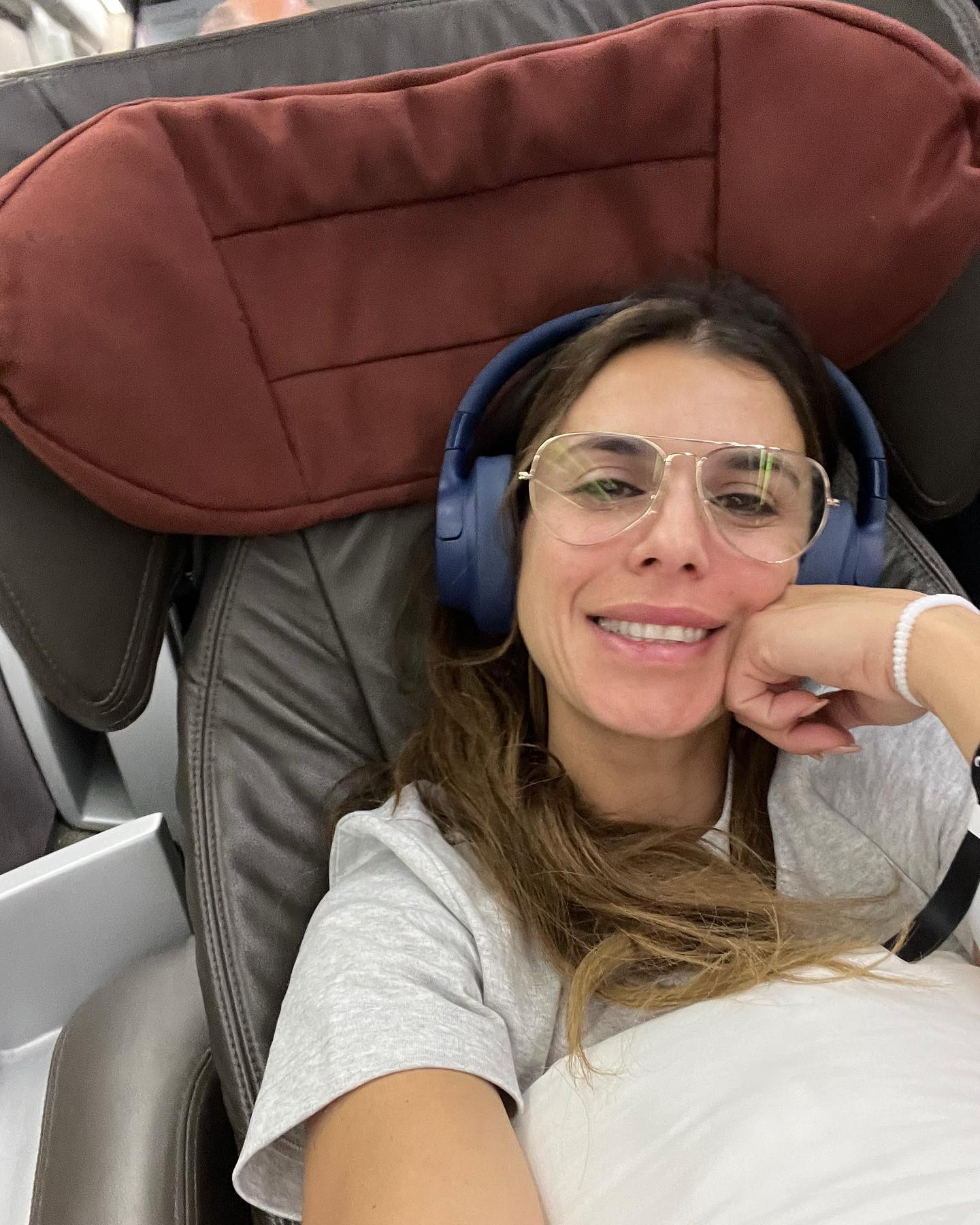 Elisabetta Canalis “Ed allo scoccare della mezzanotte l’incantesimo svanirà e ti ritroverai sul tr...