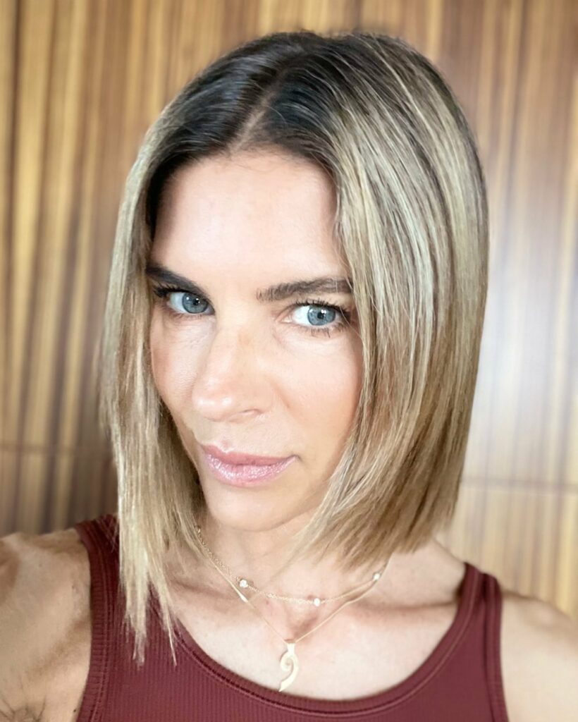 Martina Colombari, Questione di ………….. su Instagram per i suoi fan