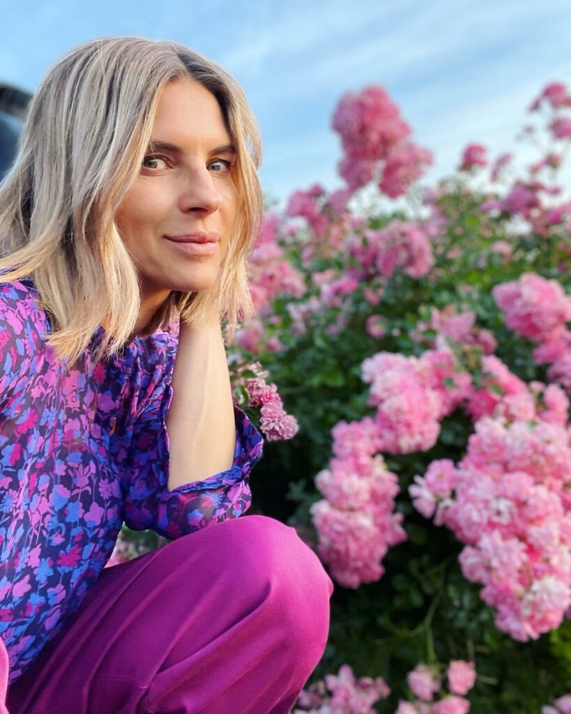 Martina Colombari, Solstizio d’estate… su Instagram incanta i suoi fan