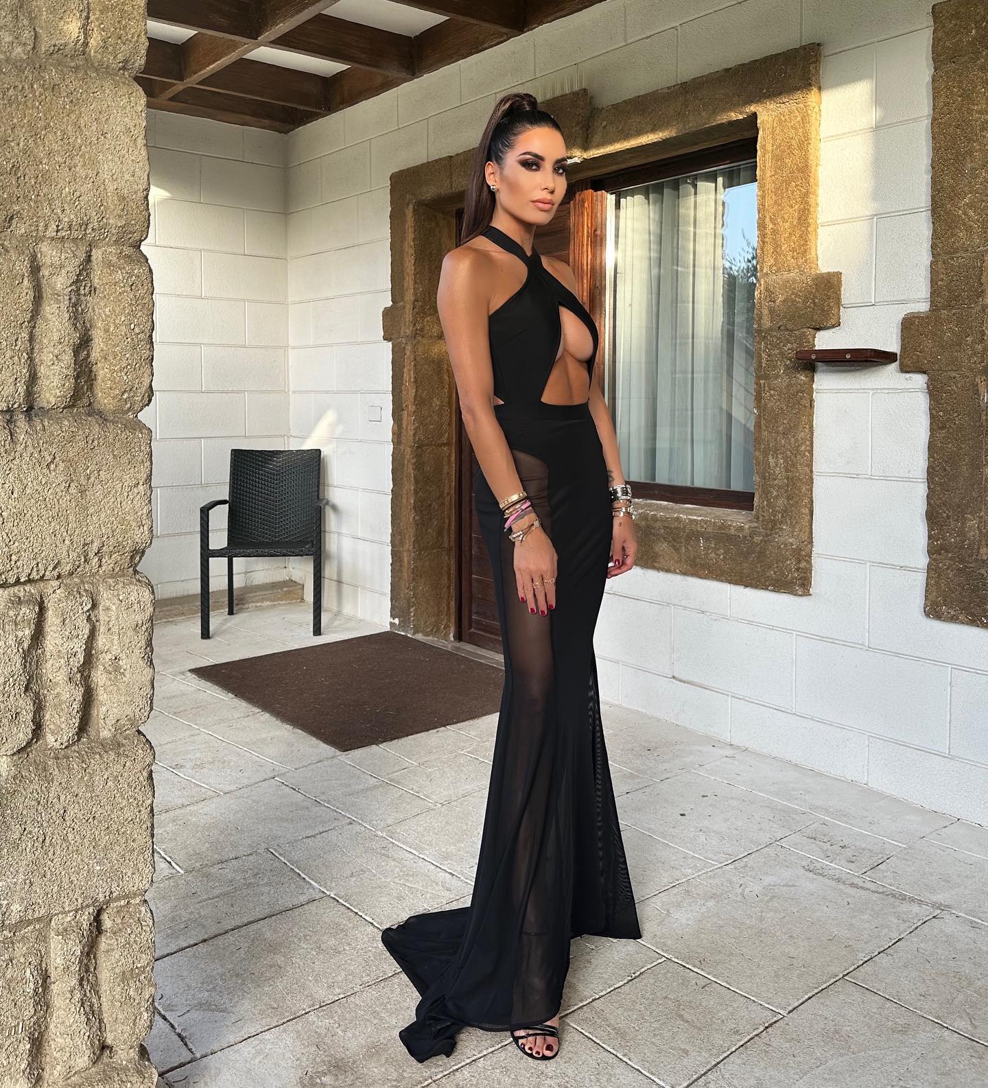 Elisabetta Gregoraci La musica, gli artisti e il pubblico di Bari mi hanno scaldato il cuore
Vi aspe...