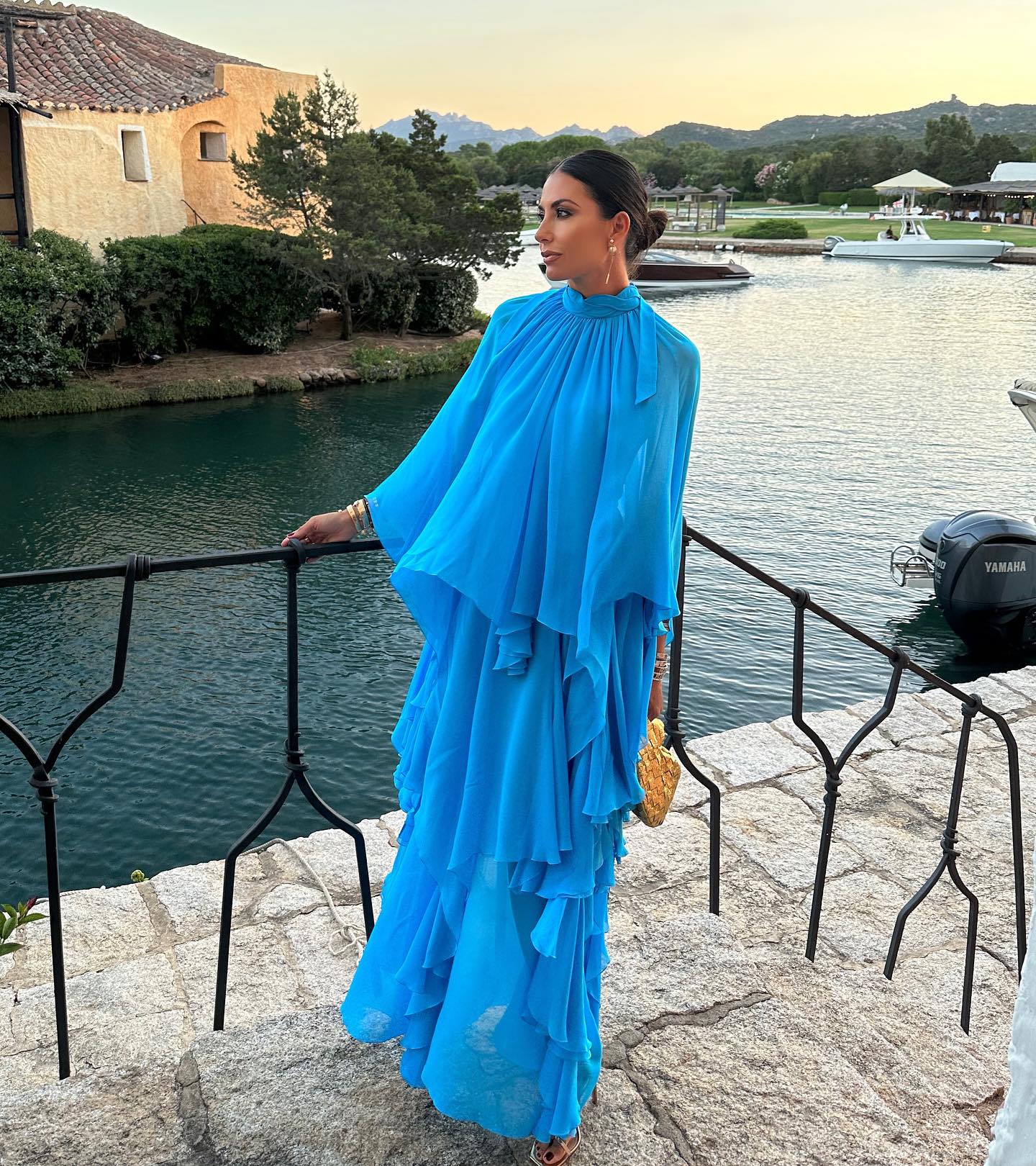 Elisabetta Gregoraci • Yesterday’s night: blue and my amazing squad 
N.B in pendant con mio figlio s...