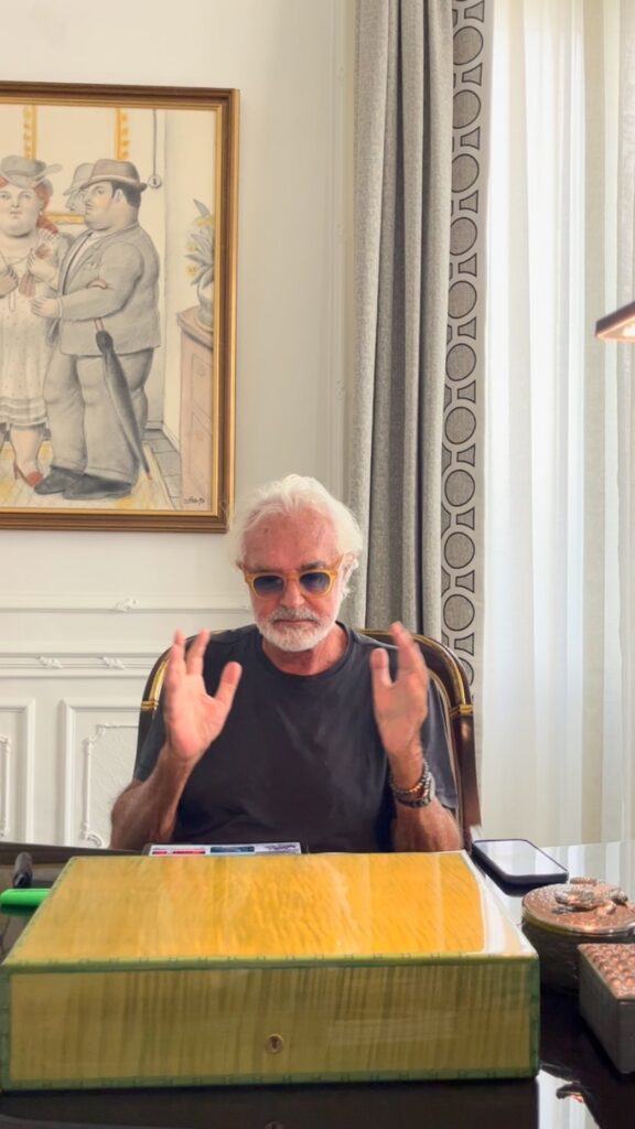Flavio Briatore, RIFLESSIONI DI POST FERRAGOSTO… su Instagram per i suoi fan