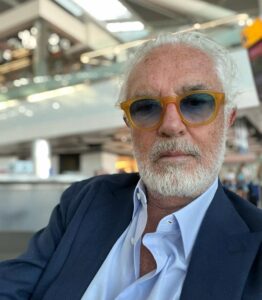 Flavio Briatore, A Londra… su Instagram incanta i suoi fan