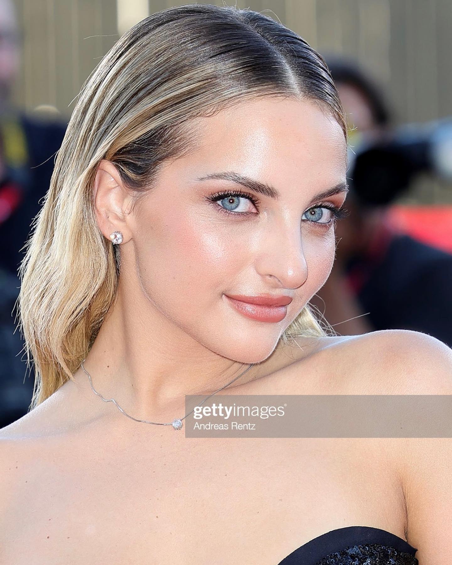 Aurora Baruto onorata e super emozionata di essere qui.. un sogno che si realizza
un grazie s...