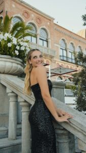 Aurora Baruto, grandi emozioni per il mio primo red carpet a venezia… su Instagram delizia i suoi fan