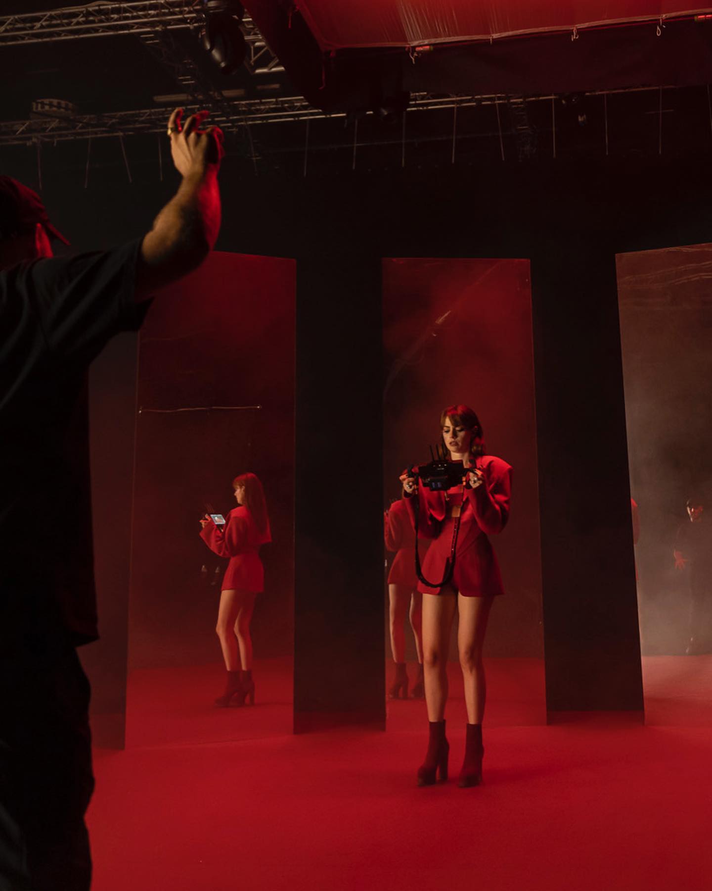 Annalisa Oggi viene certificata quadruplo disco di platino dopo oltre un anno di permane...