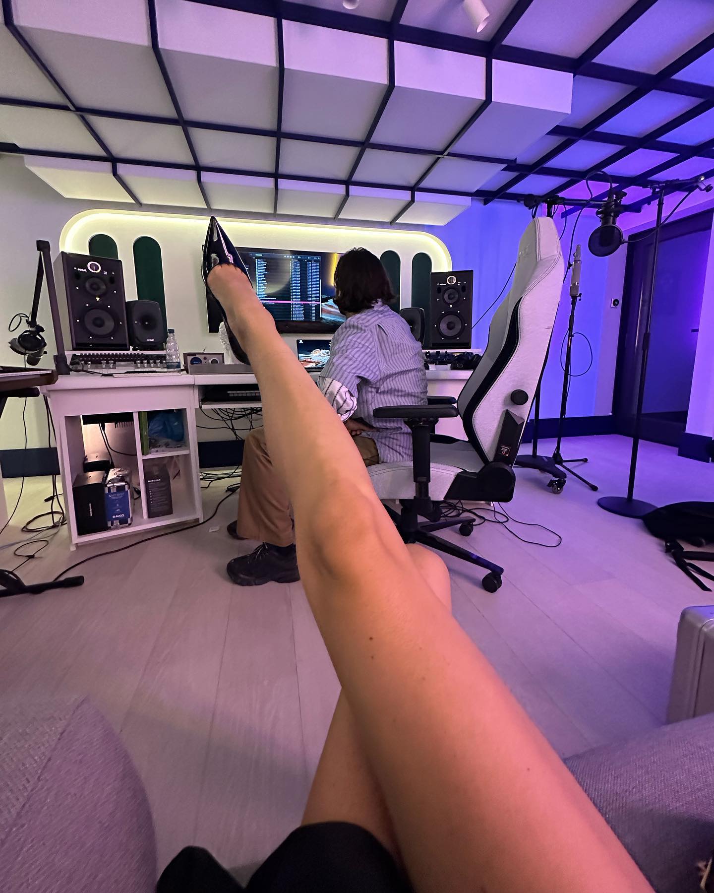 Rose Villan Ho comprato io gli ultimi due biglietti per il mio show a Milano. Uno è per la ...