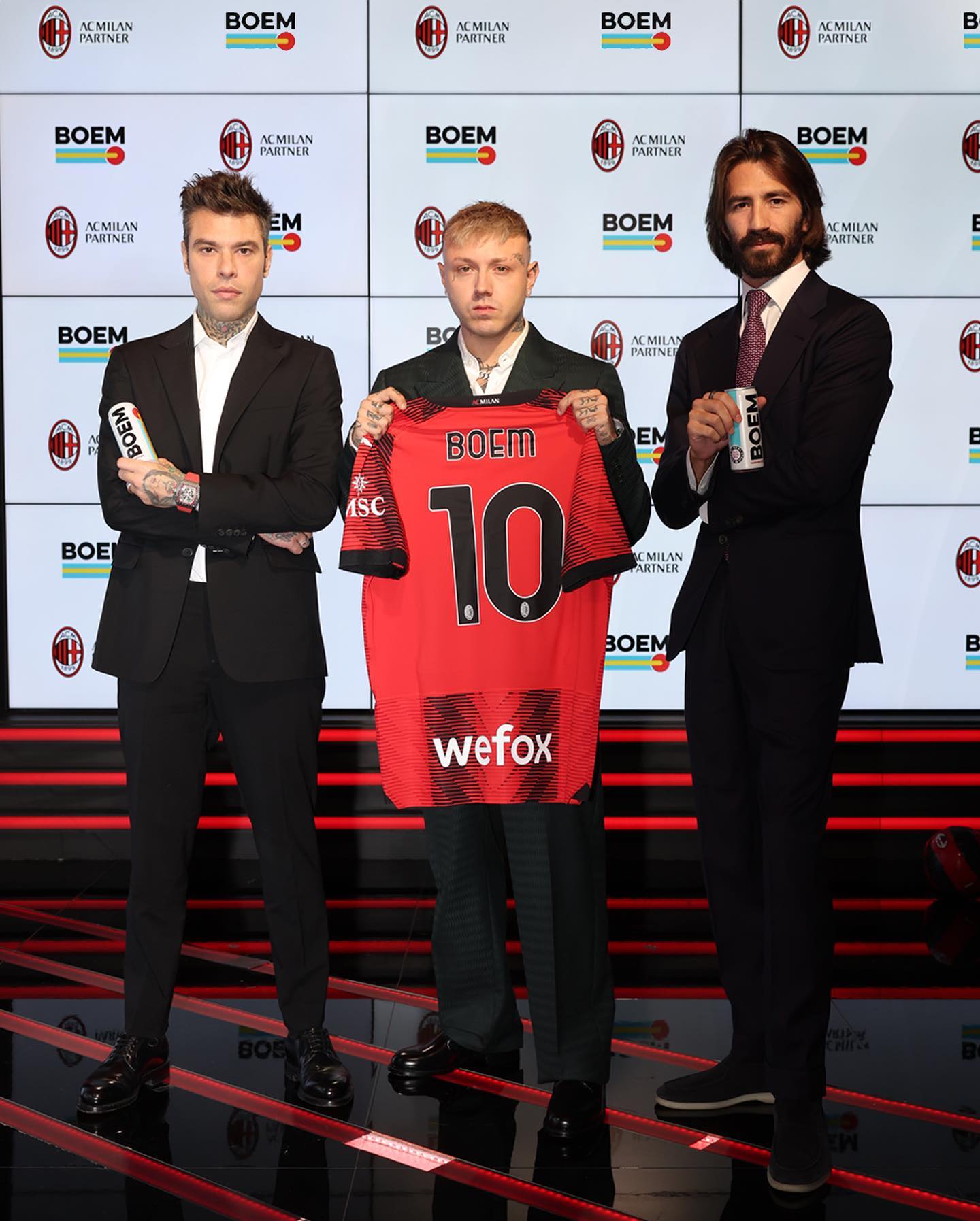 Fedez è sponsor ufficiale di  
IL DIAVOLO BEVE BOEM 
Prodotto vietato ai minori di 1...