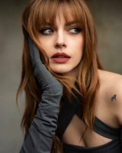 Annalisa, Qui per dirvi che da domani sono sulla cover di 7, in edicola e in edizione digi… su Instagram incanta i suoi fan