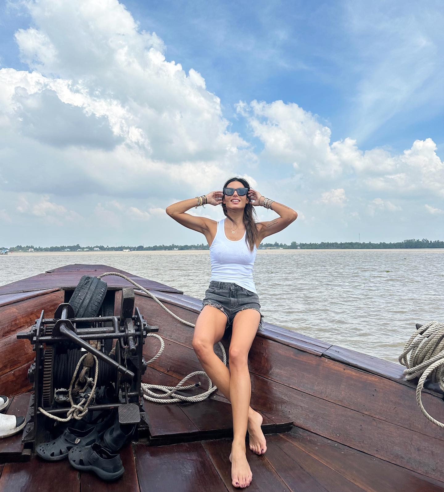 Elisabetta Gregoraci • Vietnam giorno 2 - Nel cuore del Delta del Mekong
A bordo dello Sanpam, una...