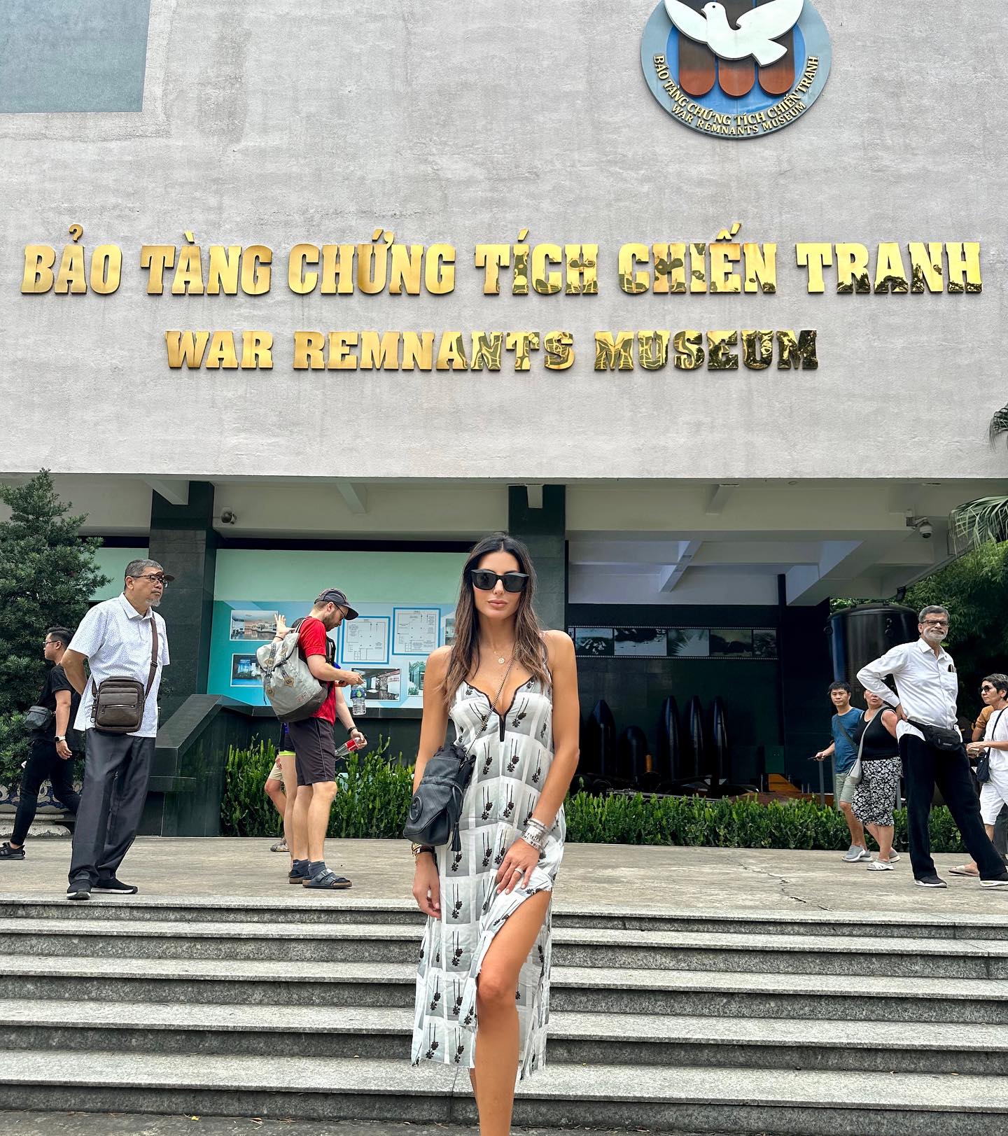 Elisabetta Gregoraci • Vietnam giorno 1 - Saigon
Anche conosciuta come Ho Chi Minh, la città ha una...