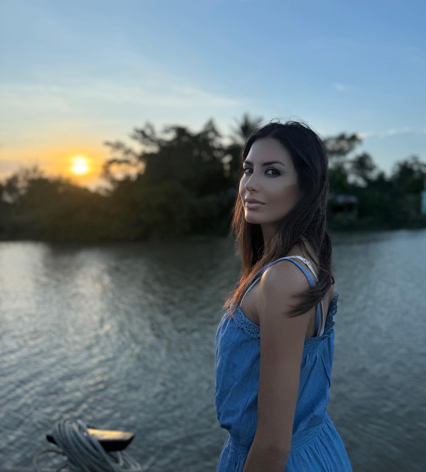 Elisabetta Gregoraci • Vietnam giorno 2 - Nel cuore del Delta del Mekong
A bordo dello Sanpam, una...