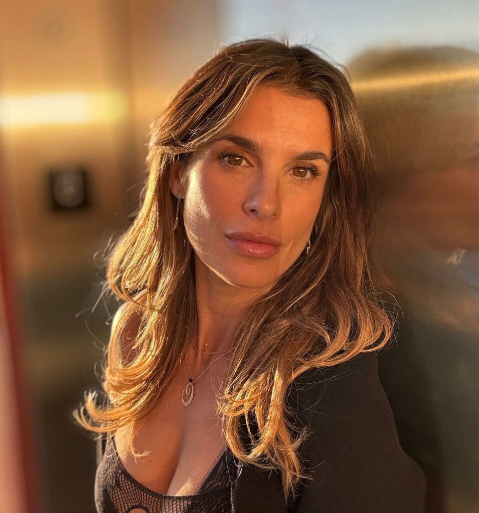 Elisabetta Canalis, … su Instagram per i suoi fan