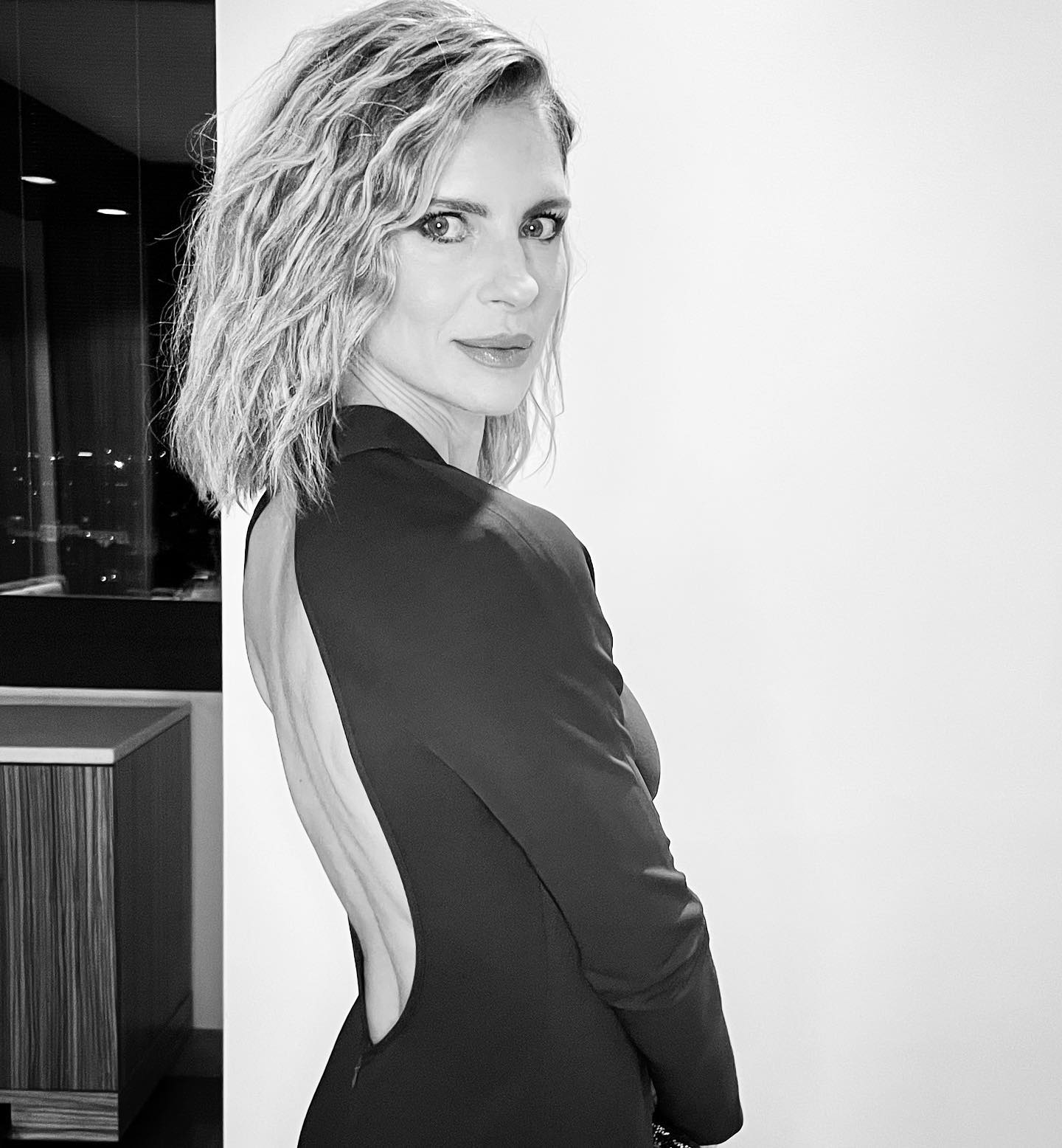 Martina Colombari Il mondo è grigio, il mondo è BLU ….
Cuccuruccucu, Paloma.
Aiaiaiaia, cantava....