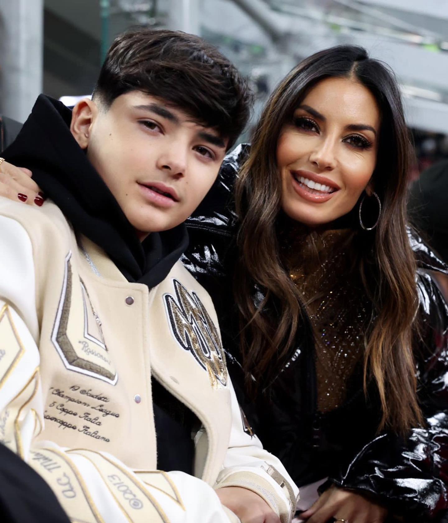 Elisabetta Gregoraci • Last week
Un concentrato di progetti lavorativi e tante belle cosine che ho a...