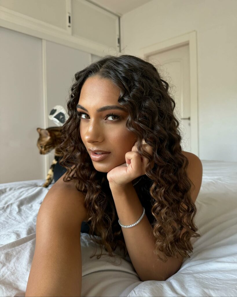 Giulia Ottorini, … su Instagram incanta i suoi fan