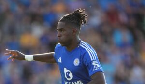 Il difensore azzurro Caleb Okoli, reduce dal suo debutto in Premier League, ha espresso la sua...