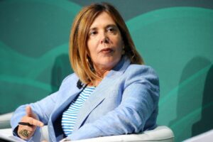 “A casa di Maria Latella” su Rai 3: Raggi tra i primi ospiti