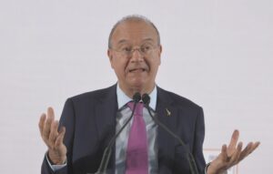 Sperimentazione dell’intelligenza artificiale in ambito scolastico: un nuovo progetto a Valditara