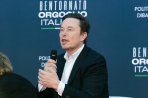 Il 16 dicembre 2023, a Roma, Elon Musk ha dichiarato che le prime astronavi per Marte verranno...