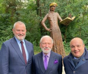 Prima statua di Dante inaugurata nel Regno Unito