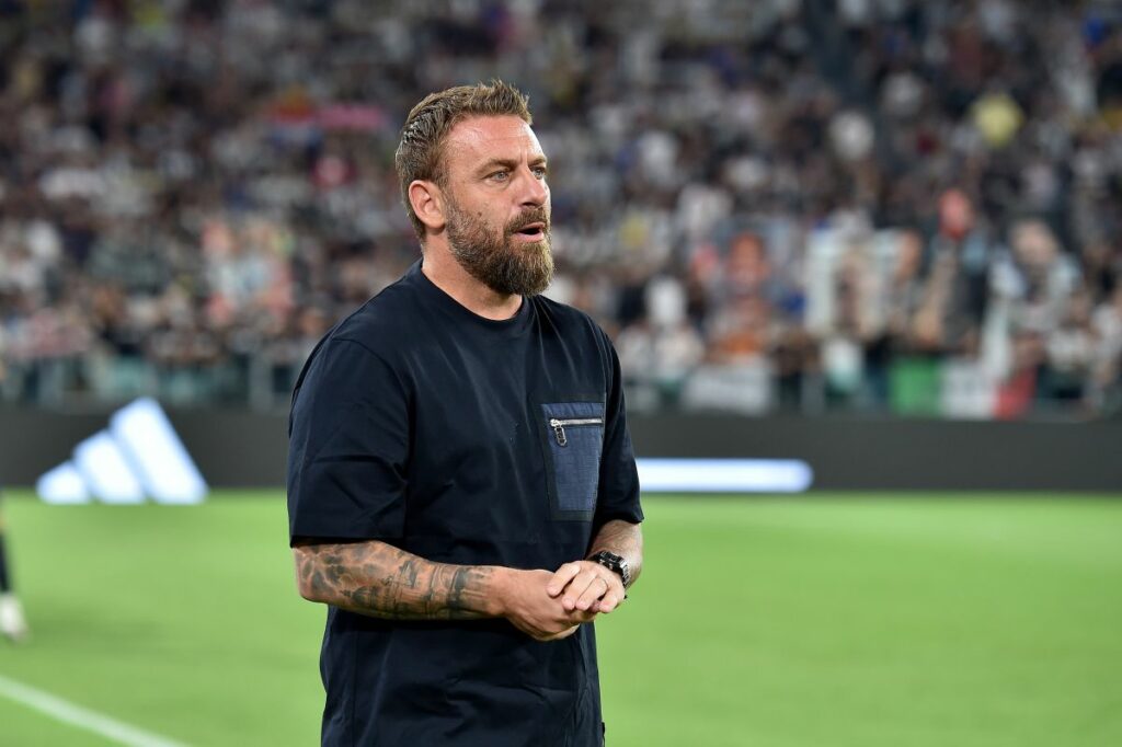 De Rossi si pronuncia sul Genoa: “Squadra impegnativa, ma siamo pronti”