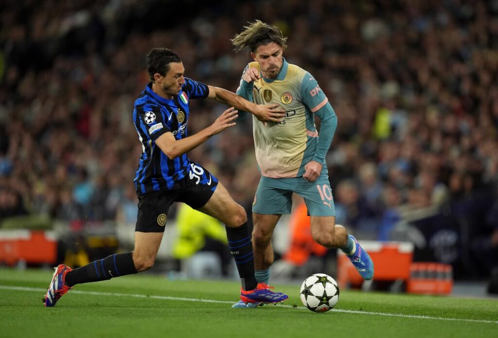 Intenso equilibrio tra Manchester City e Inter, termina senza reti. City in cerca della costruzione...